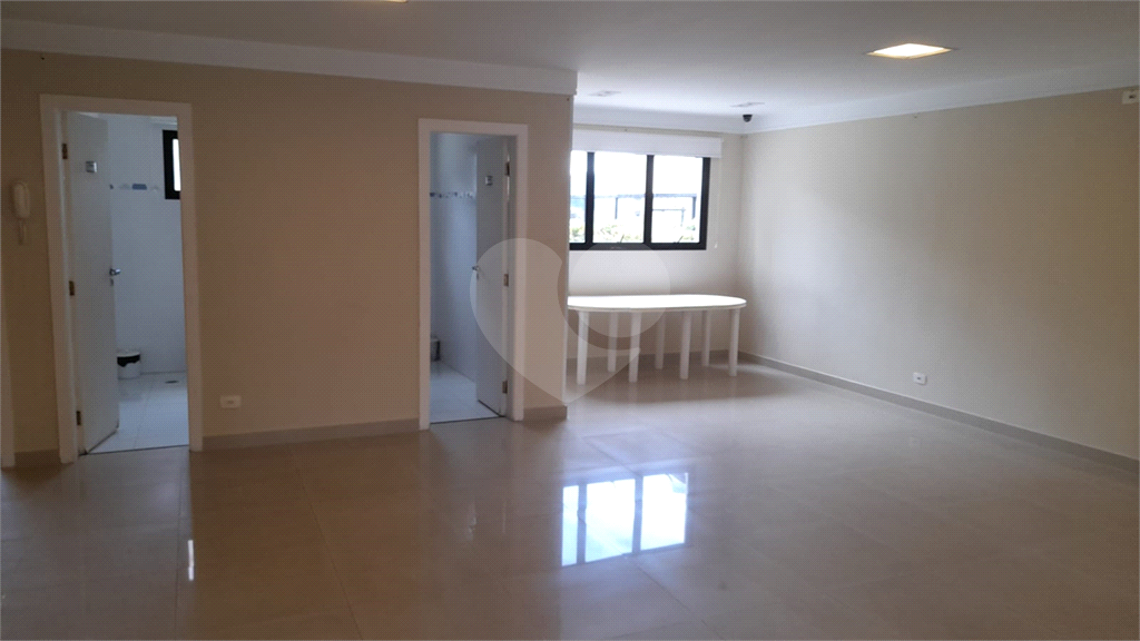 Cobertura à venda com 3 quartos, 250m² - Foto 37