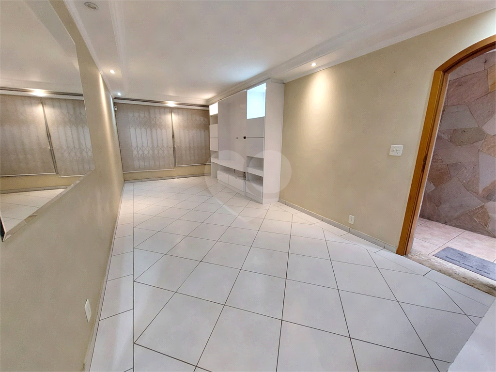 Sobrado à venda com 3 quartos, 140m² - Foto 2