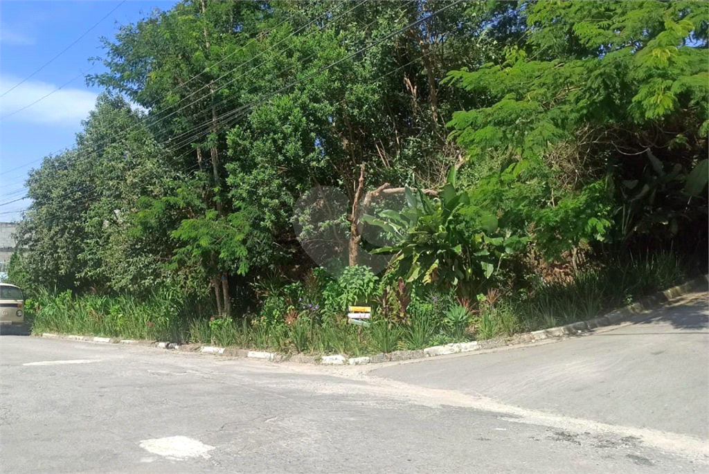 Terreno a venda no Condomínio Altos da Baronesa 