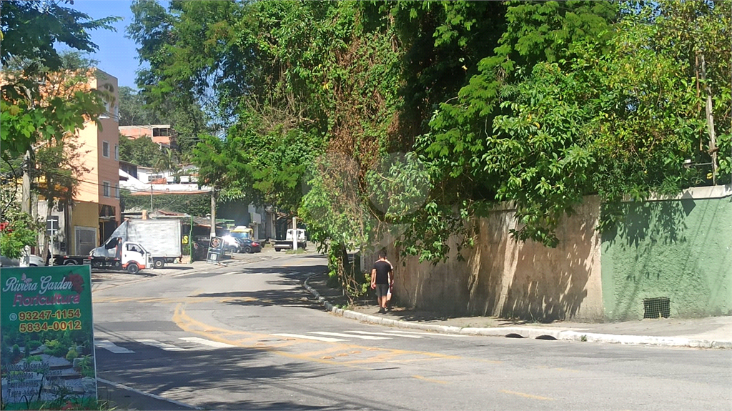 Terreno a venda no Condomínio Altos da Baronesa 