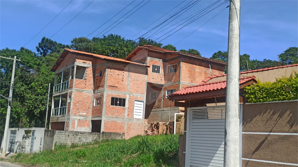 Terreno a venda no Condomínio Altos da Baronesa 