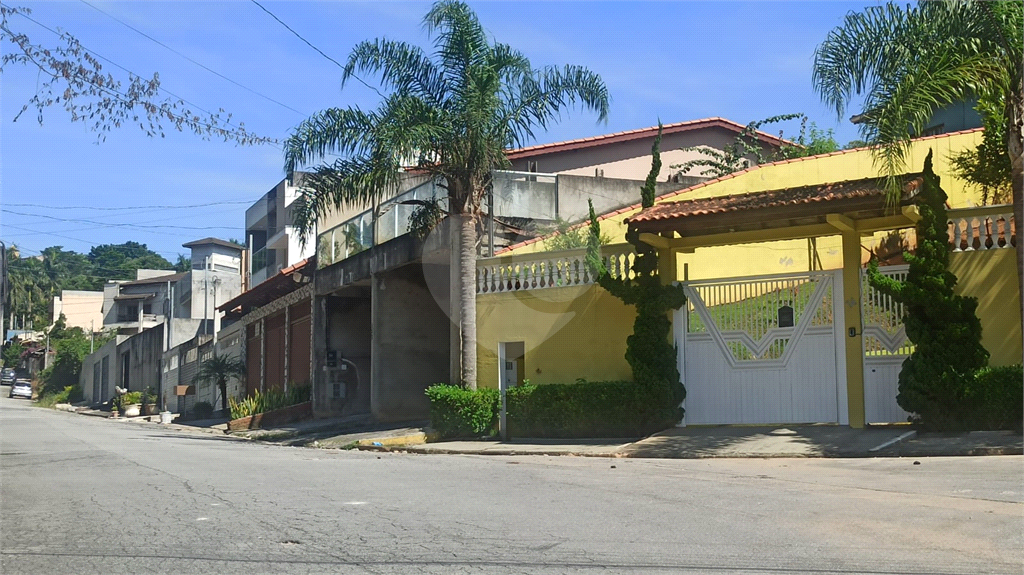 Terreno a venda no Condomínio Altos da Baronesa 