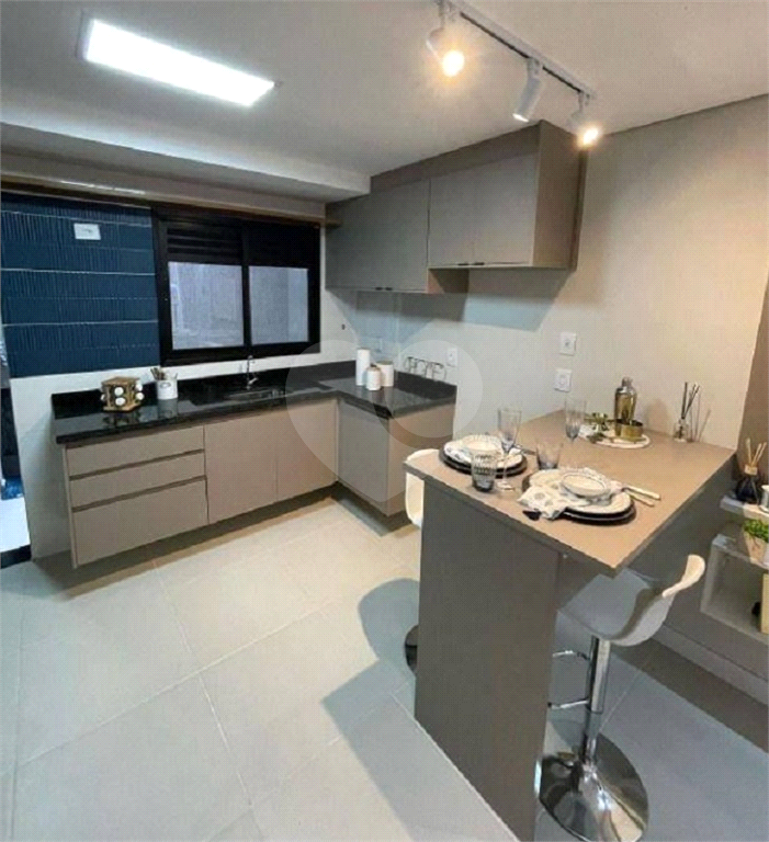 Condomínio fechado em Santana - 46,96m² com 2 quartos.