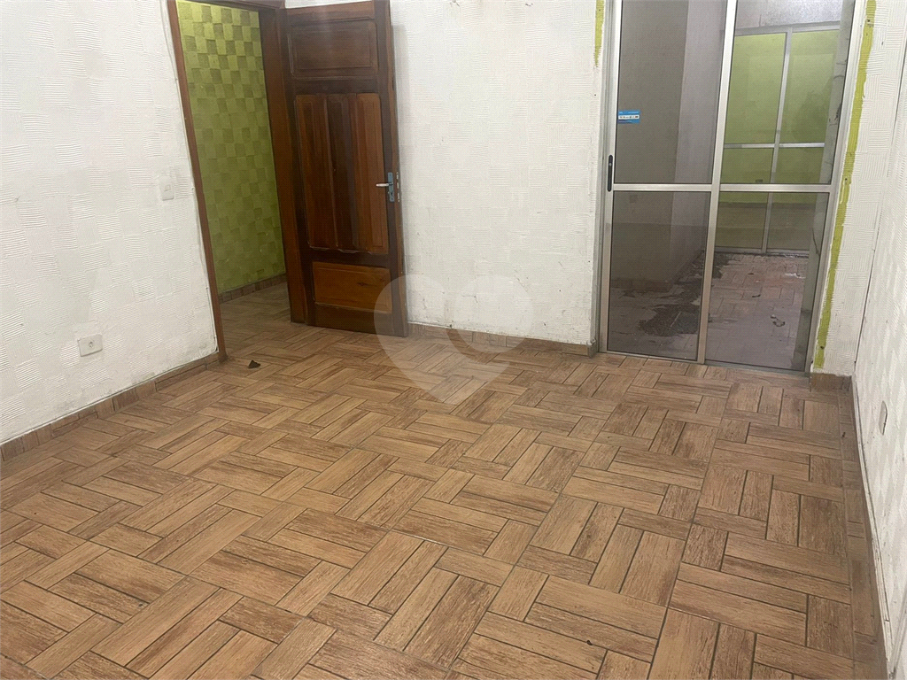 CASA TÉRREA em PINHEIROS