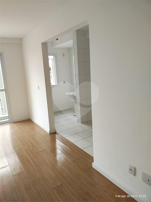 Apartamento para alugar com 2 quartos, 60m² - Foto 8