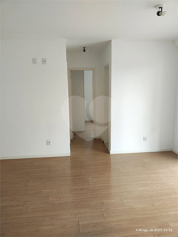 Apartamento para alugar com 2 quartos, 60m² - Foto 5