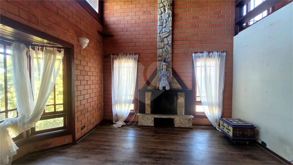 Casa de Condomínio à venda com 4 quartos, 308m² - Foto 5
