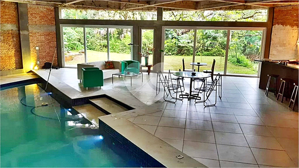 Casa de Condomínio à venda com 4 quartos, 556m² - Foto 11