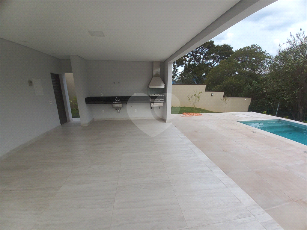 Casa à venda com 4 quartos, 348m² - Foto 26