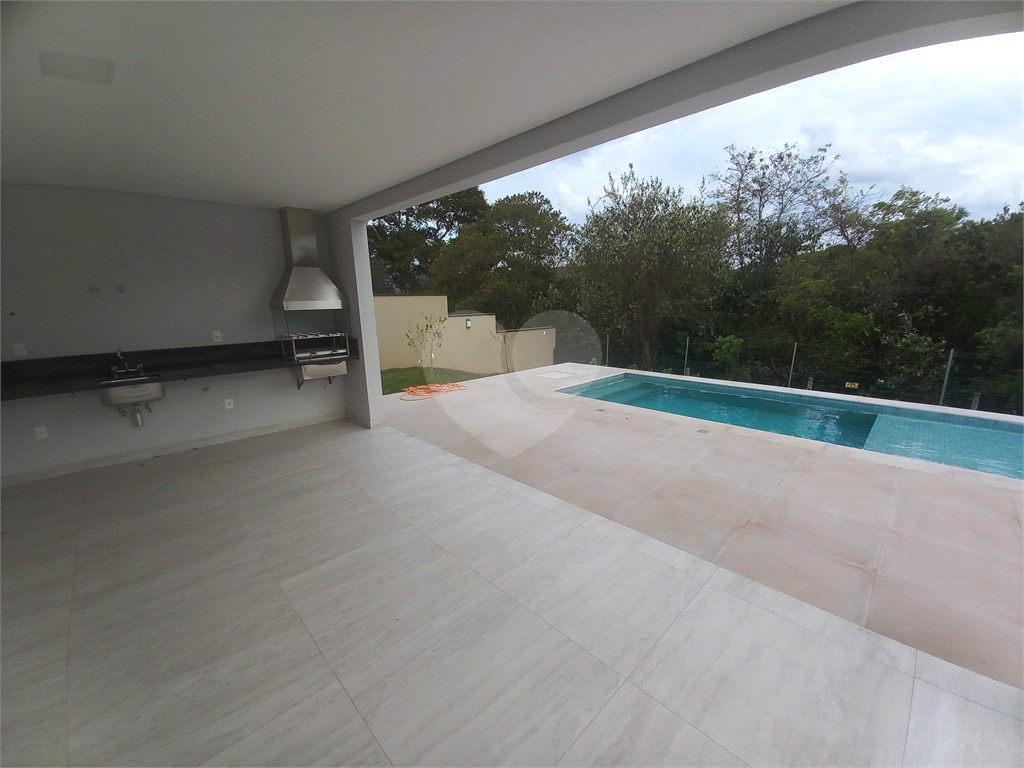 Casa à venda com 4 quartos, 348m² - Foto 25