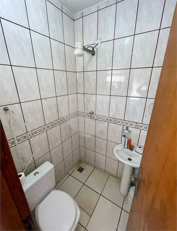 Casa à venda com 8 quartos, 268m² - Foto 18