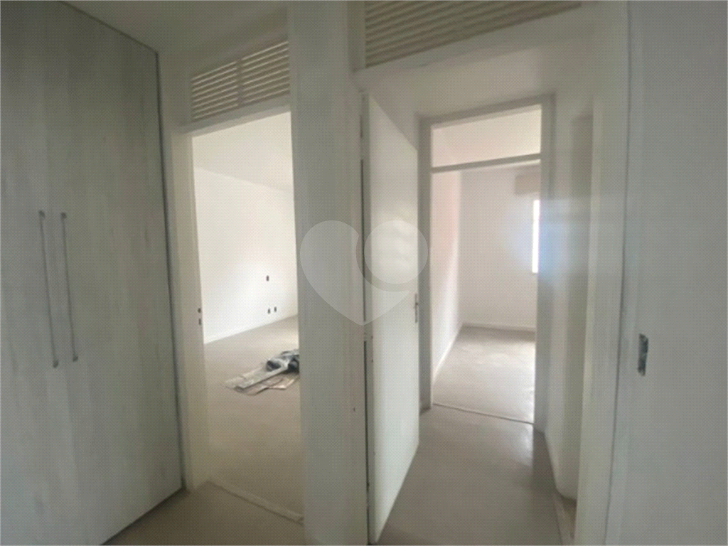 Casa para alugar com 4 quartos, 350m² - Foto 8