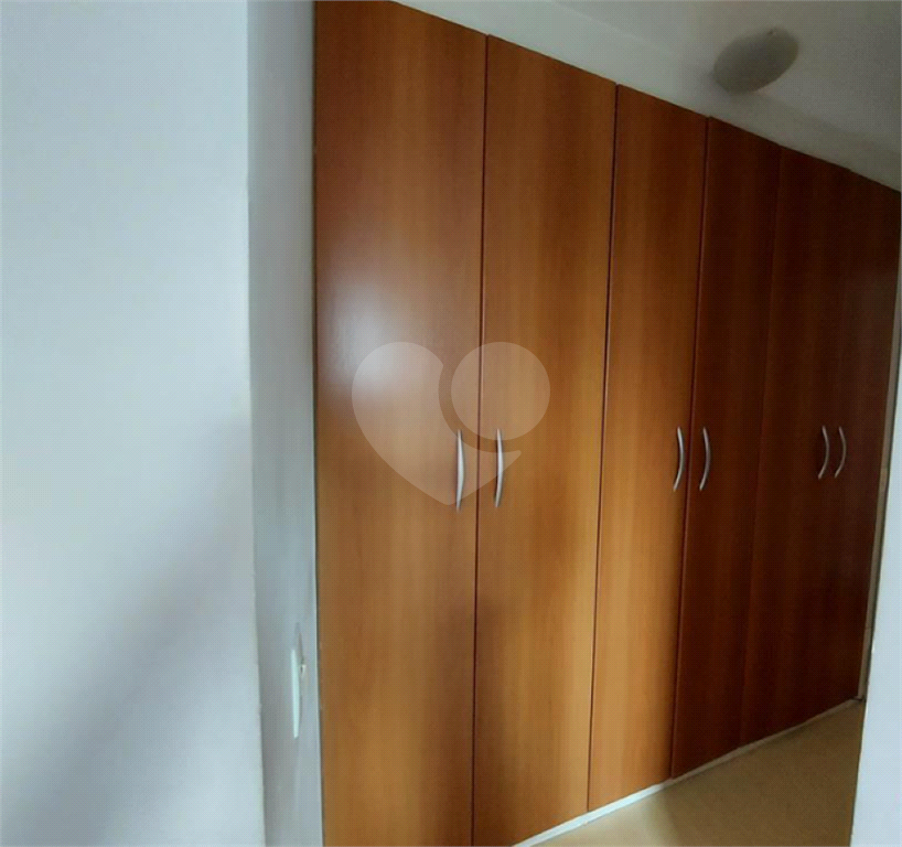 APARTAMENTO em CASA VERDE
