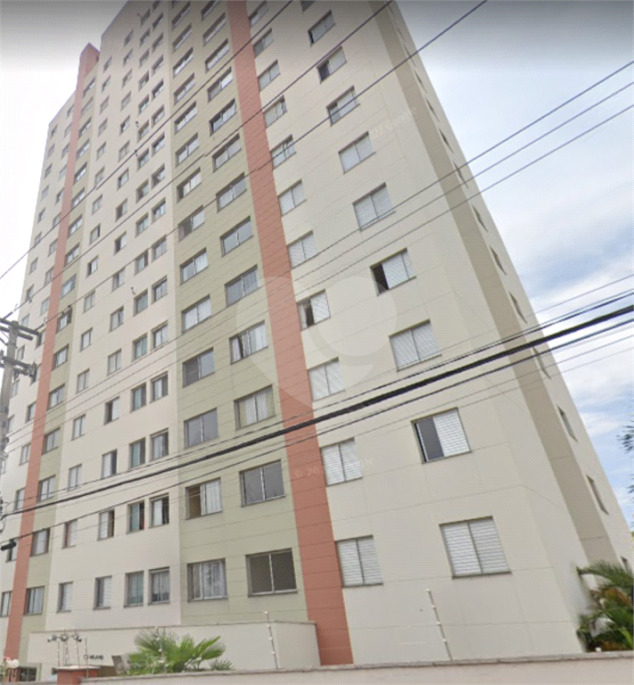 APARTAMENTO em CASA VERDE
