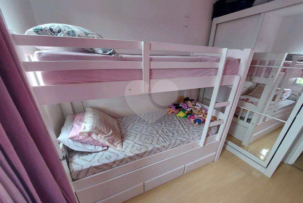 APARTAMENTO em CASA VERDE