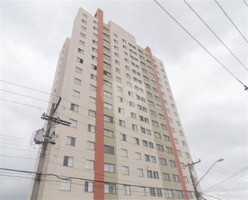 APARTAMENTO em CASA VERDE