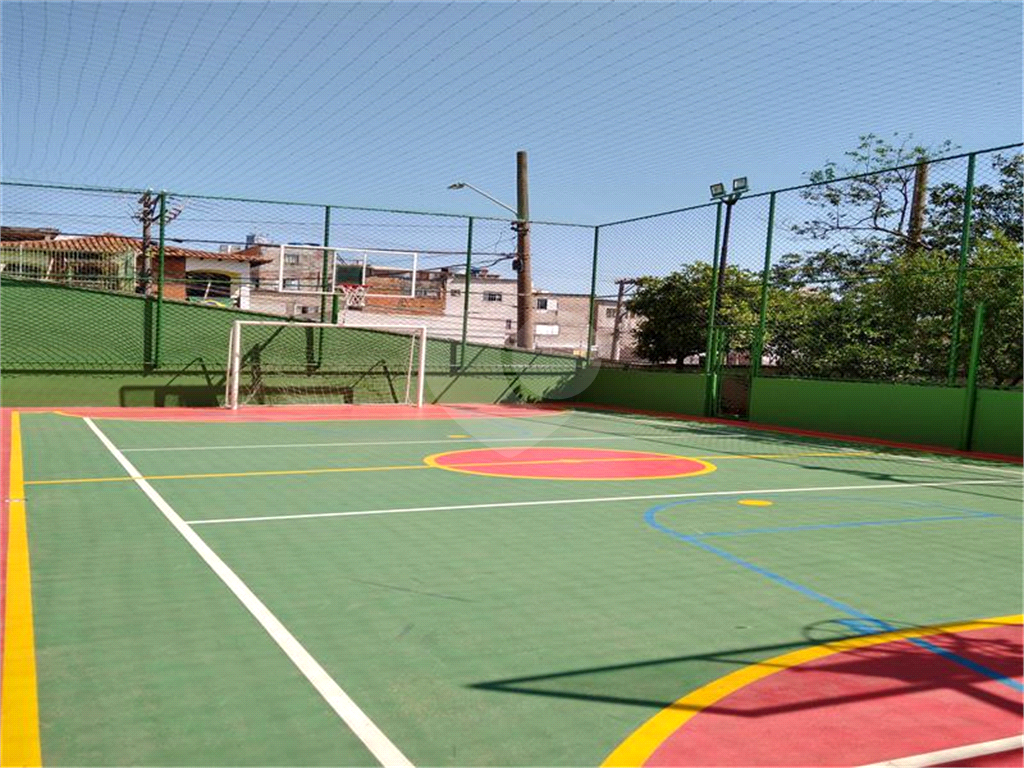 APARTAMENTO em CASA VERDE