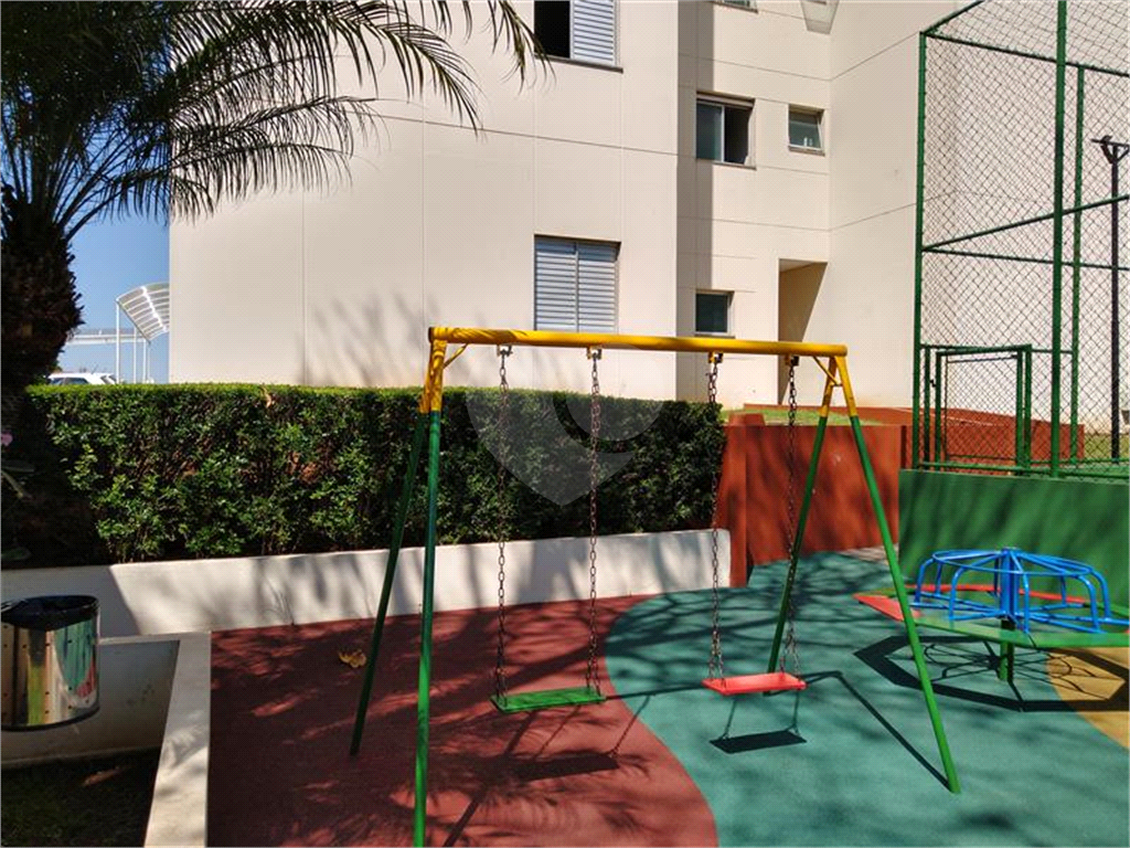 APARTAMENTO em CASA VERDE