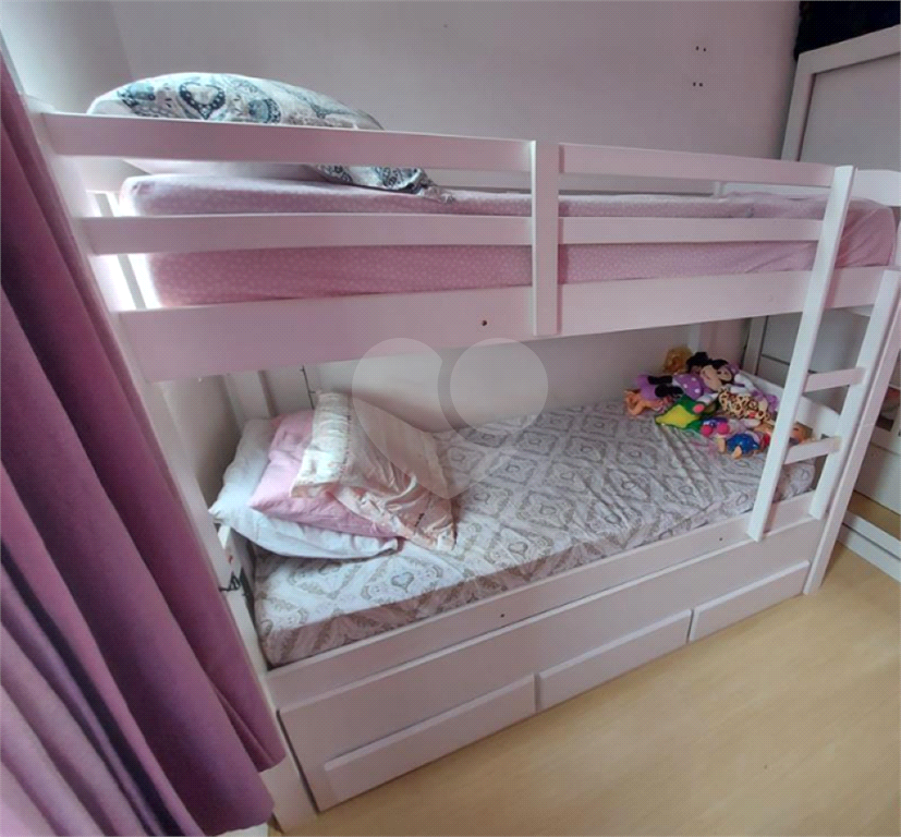APARTAMENTO em CASA VERDE