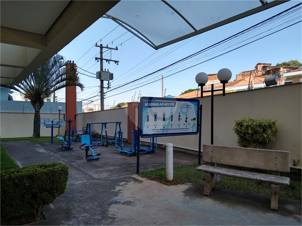 APARTAMENTO em CASA VERDE