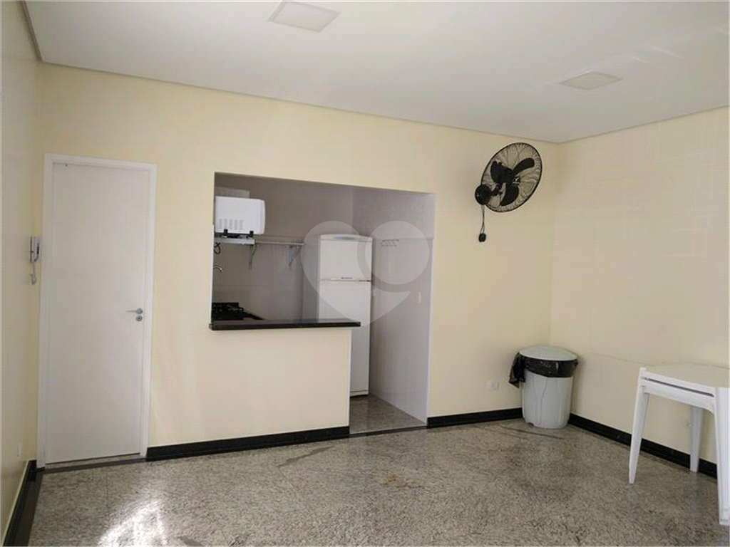 APARTAMENTO em CASA VERDE