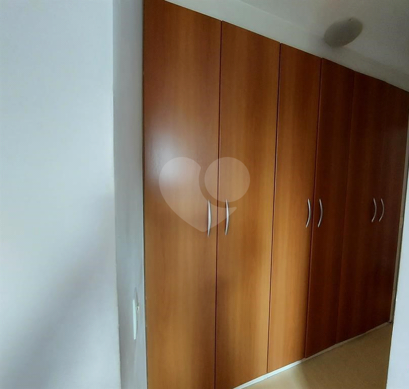 APARTAMENTO em CASA VERDE