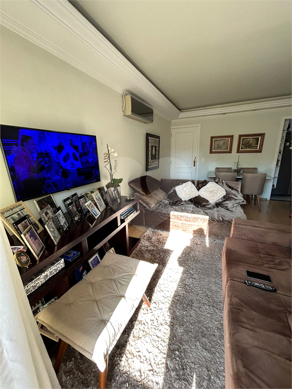 Apartamento na Av. Braz Leme 03 dormitórios 1 suíte  e 01 vaga