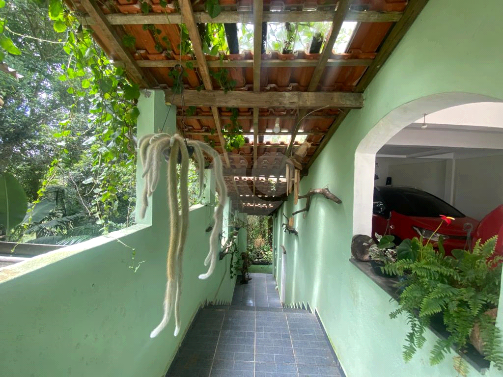 SOBRADO em SERRA DA CANTAREIRA