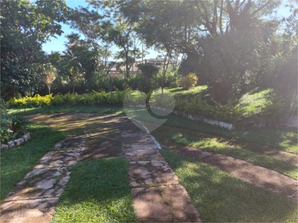 Chácara à venda com 3 quartos, 250m² - Foto 4