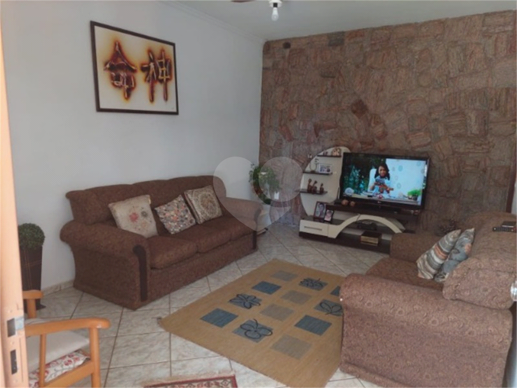 Chácara à venda com 3 quartos, 250m² - Foto 6