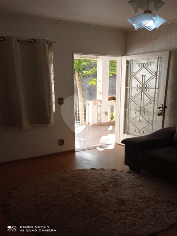 Casa à venda com 2 quartos, 200m² - Foto 14