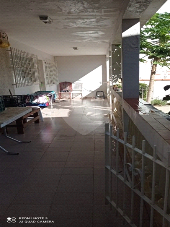 Casa à venda com 2 quartos, 200m² - Foto 8