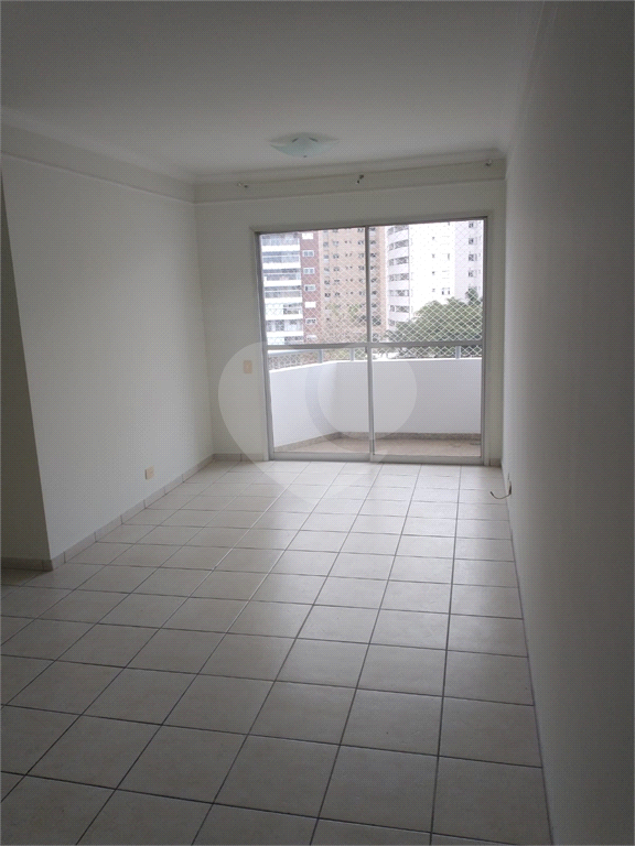 Vende-se lindíssimo Apartamento com 73 m² com ótima localização e oportunidade para investir  !