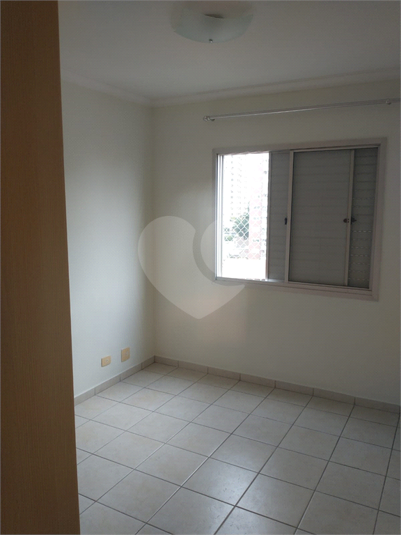 Vende-se lindíssimo Apartamento com 73 m² com ótima localização e oportunidade para investir  !