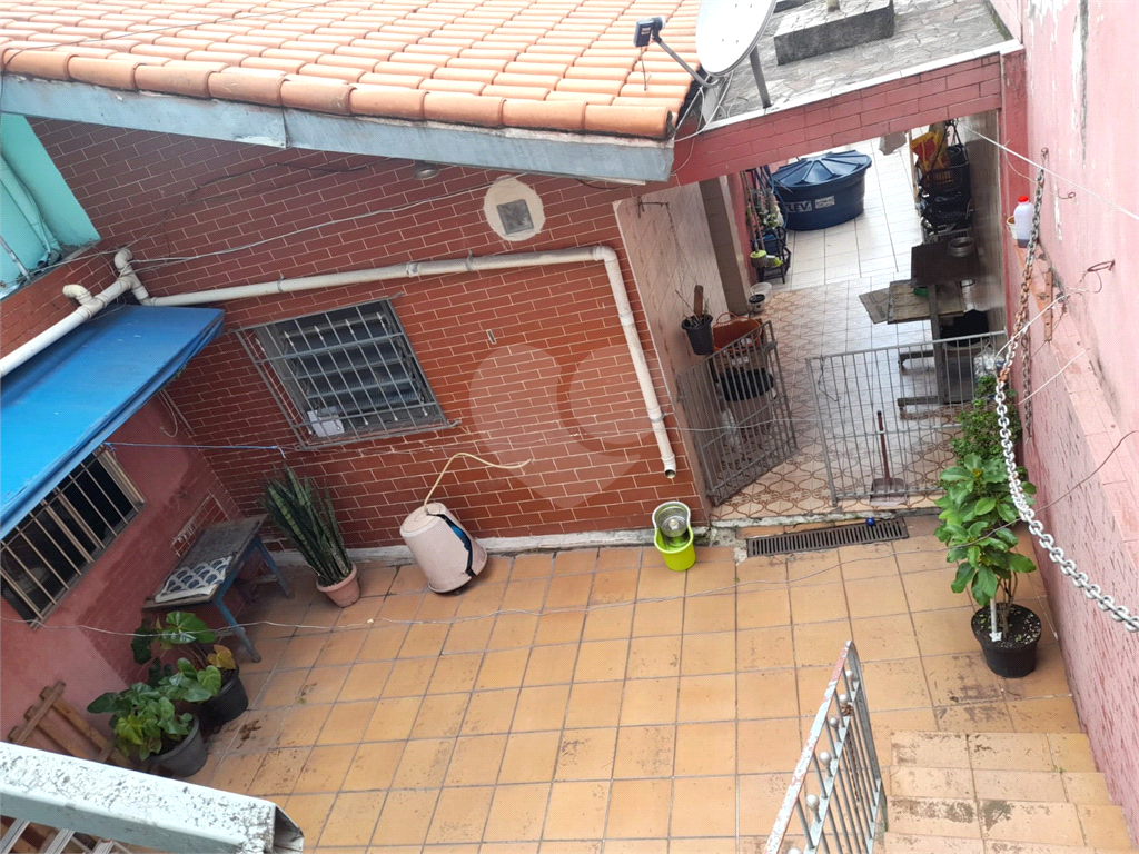 Sobrado à venda com 3 quartos, 200m² - Foto 24