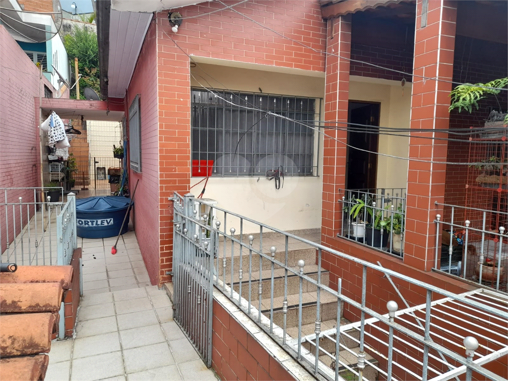 Sobrado à venda com 3 quartos, 200m² - Foto 7