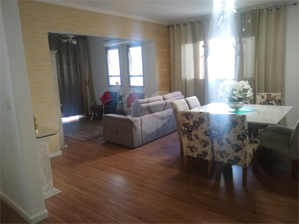 Apartamento à venda na Praia Grande - Guilhermina - 95m², 2 quartos e 1 vaga