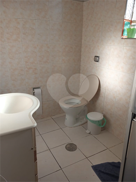 IMOVEL COM LOJA E APARTAMENTO NA ALFREDO PUJOL 
