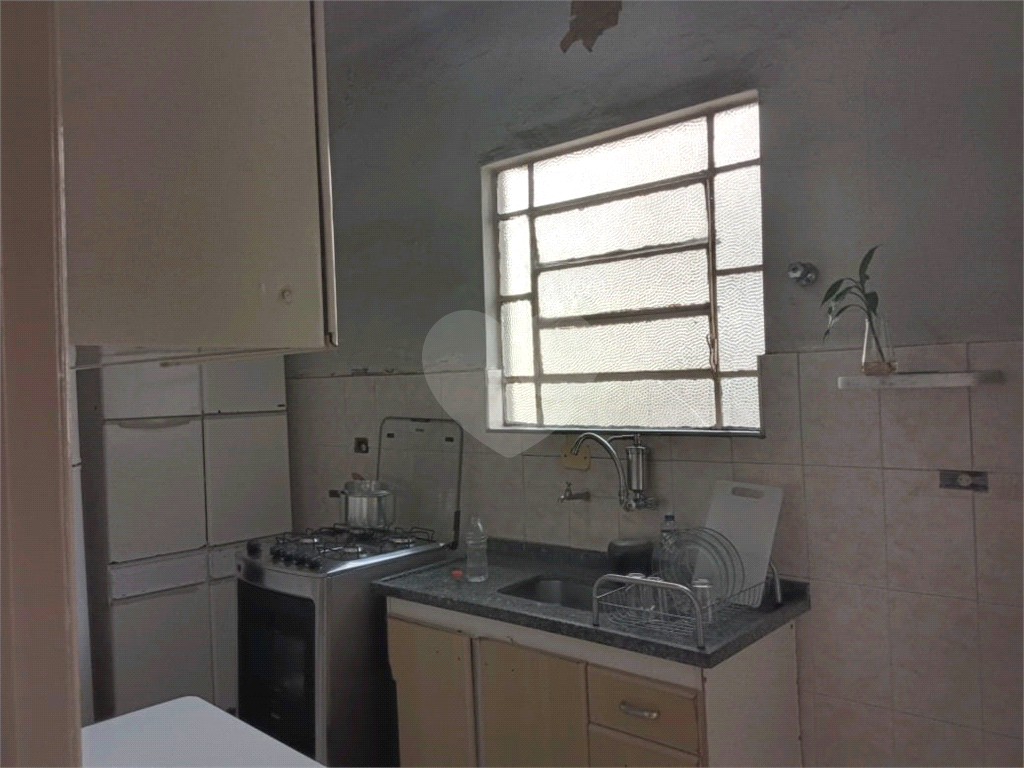 IMOVEL COM LOJA E APARTAMENTO NA ALFREDO PUJOL 