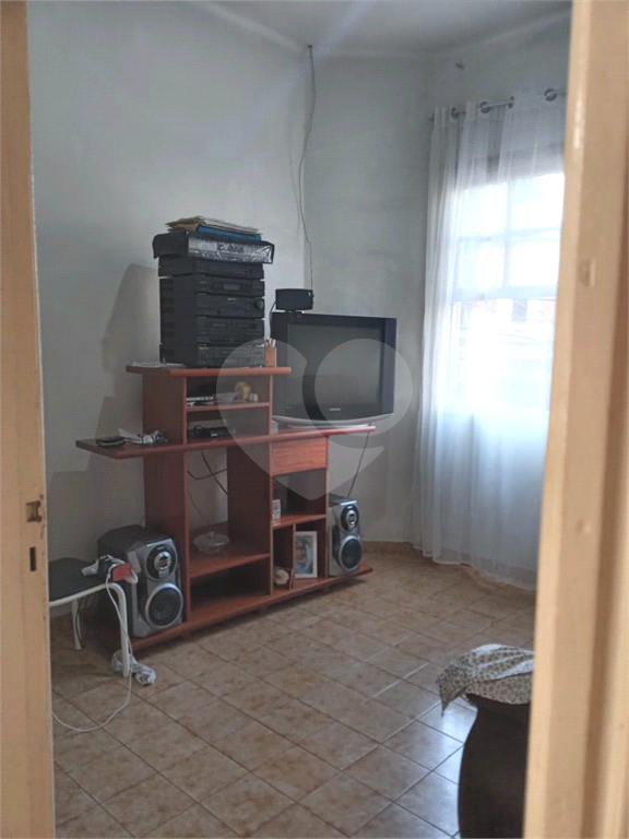 IMOVEL COM LOJA E APARTAMENTO NA ALFREDO PUJOL 