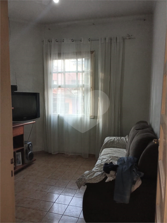 IMOVEL COM LOJA E APARTAMENTO NA ALFREDO PUJOL 