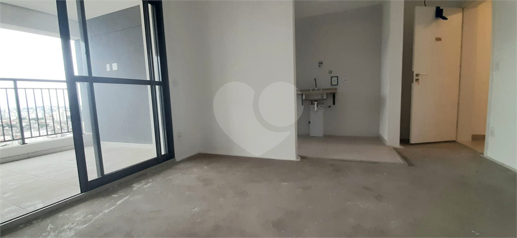 Apartamento à venda com 2 quartos, 63m² - Foto 2