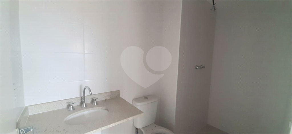 Apartamento à venda com 2 quartos, 63m² - Foto 25