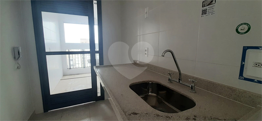 Apartamento à venda com 2 quartos, 63m² - Foto 11