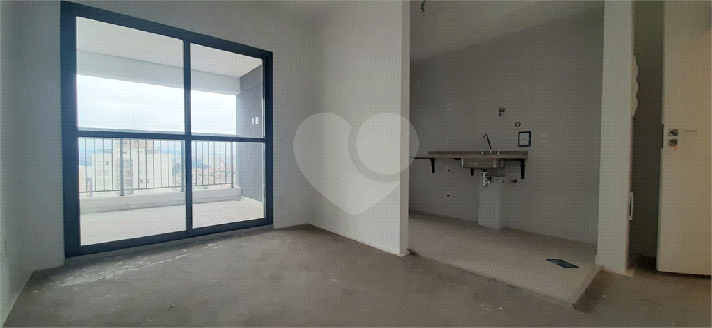 Apartamento à venda com 2 quartos, 63m² - Foto 3