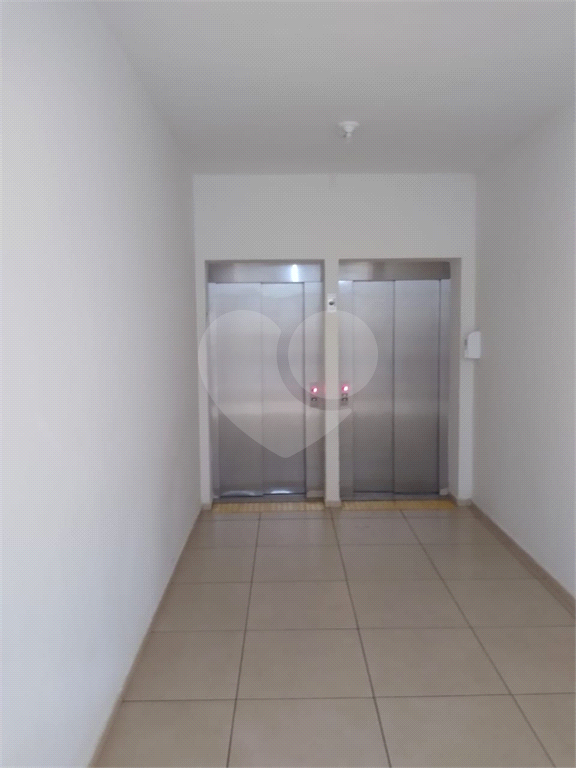 Apartamento à venda com 2 quartos, 52m² - Foto 22