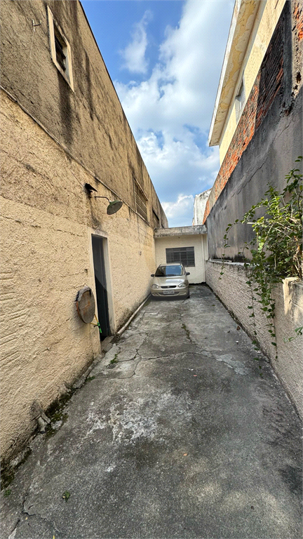 VENDE GALPÃO DE 800 M NA VILA AMÁLIA - PERTO DO MERCADO TRIMAIS