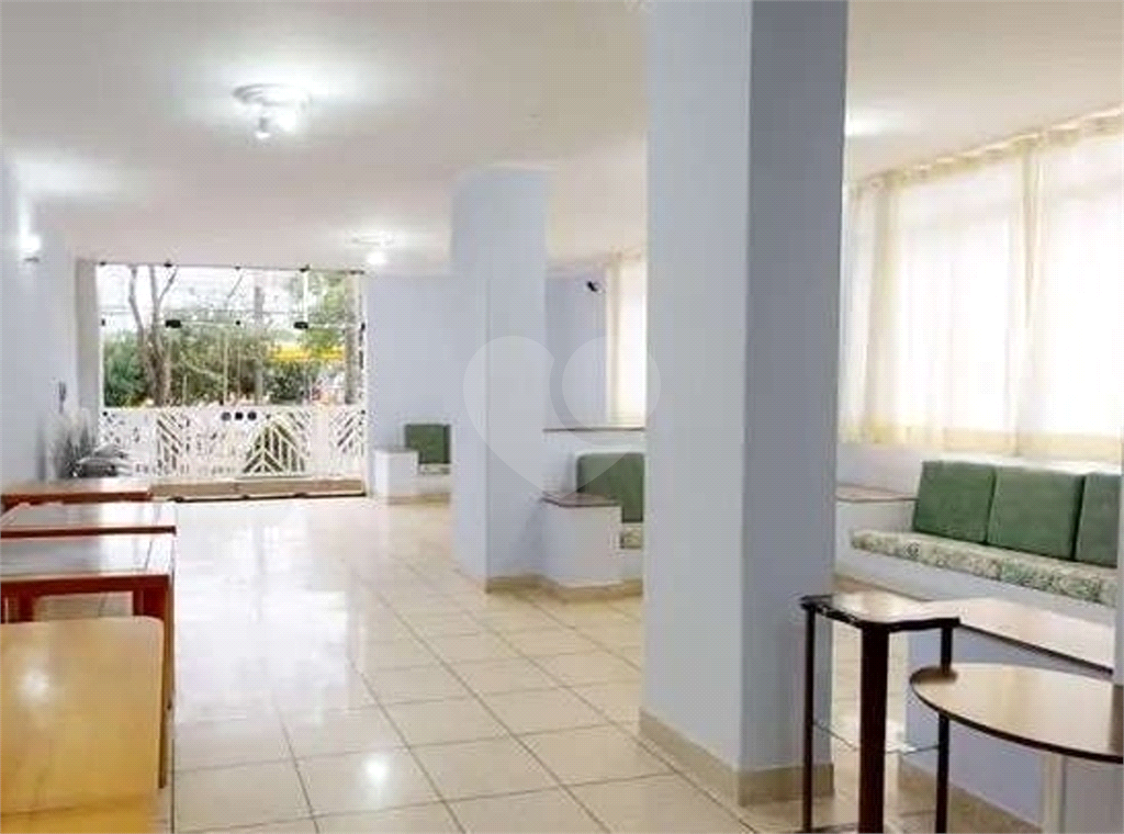 Apartamento 133m² à venda na Av. Paes de Barros 