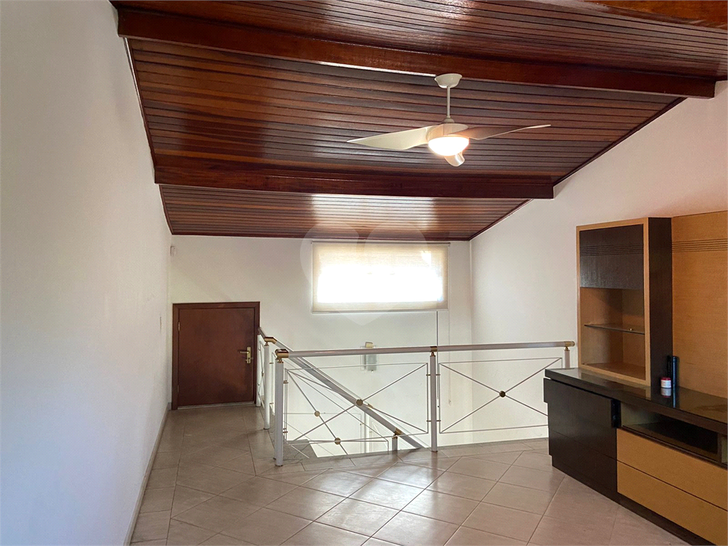 Sobrado 3 suites com 4 vagas e piscina