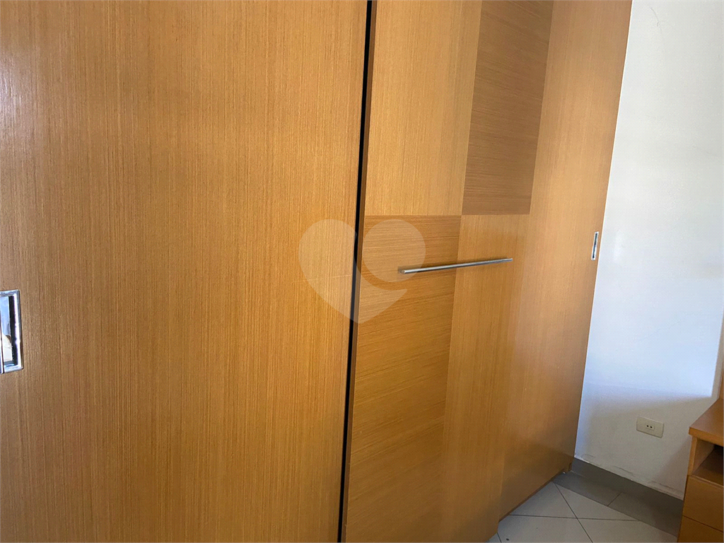 Sobrado 3 suites com 4 vagas e piscina